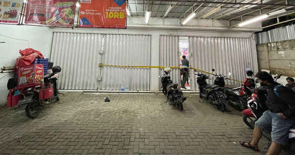 Polisi Buru Pelaku Pencurian dengan Gunakan Senjata Api di Alfamart di Pagedangan