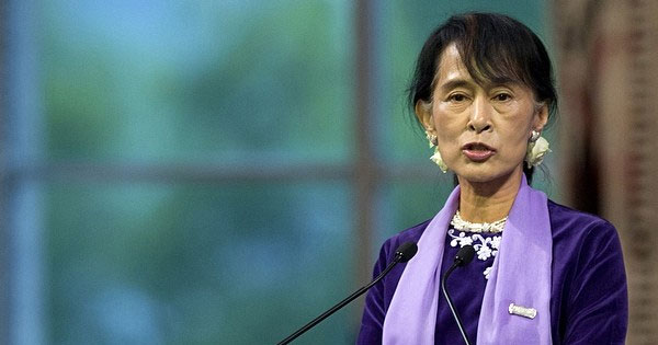 Junta Kembali Hukum Aung San Suu Kyi